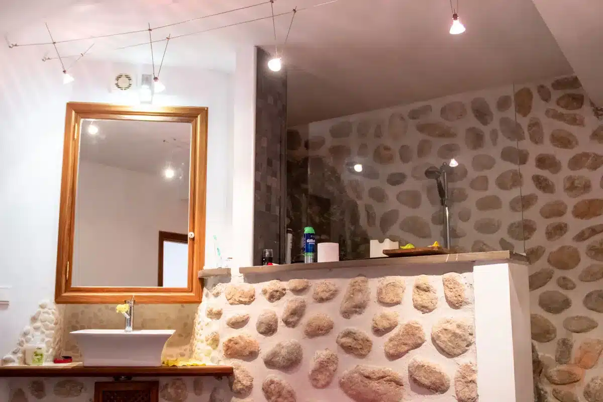 CM-S01.542_Casas_Mallorca_Tramuntana_Puerto_de_Sóller_House_Centre_Bathroom_3