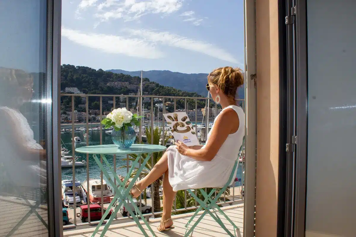 CM-S01.526_Casas_Mallorca_Tramuntana_Puerto-de-Sóller_Apartment_Centre_Balcony_2