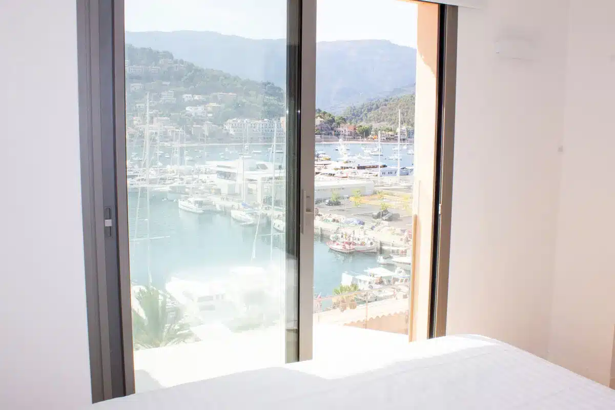 CM-S01.526_Casas_Mallorca_Tramuntana_Puerto-de-Sóller_Apartment_Centre_Bedroom_2