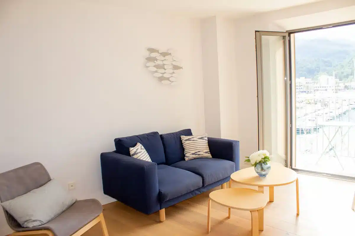 CM-S01.526_Casas_Mallorca_Tramuntana_Puerto-de-Sóller_Apartment_Centre_Livingroom_2
