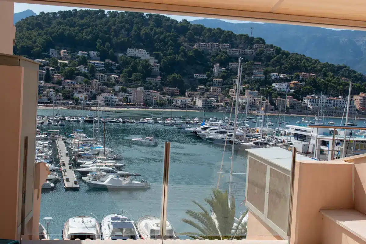 CM-S01.526_Casas_Mallorca_Tramuntana_Puerto-de-Sóller_Apartment_Centre_Terrace_2