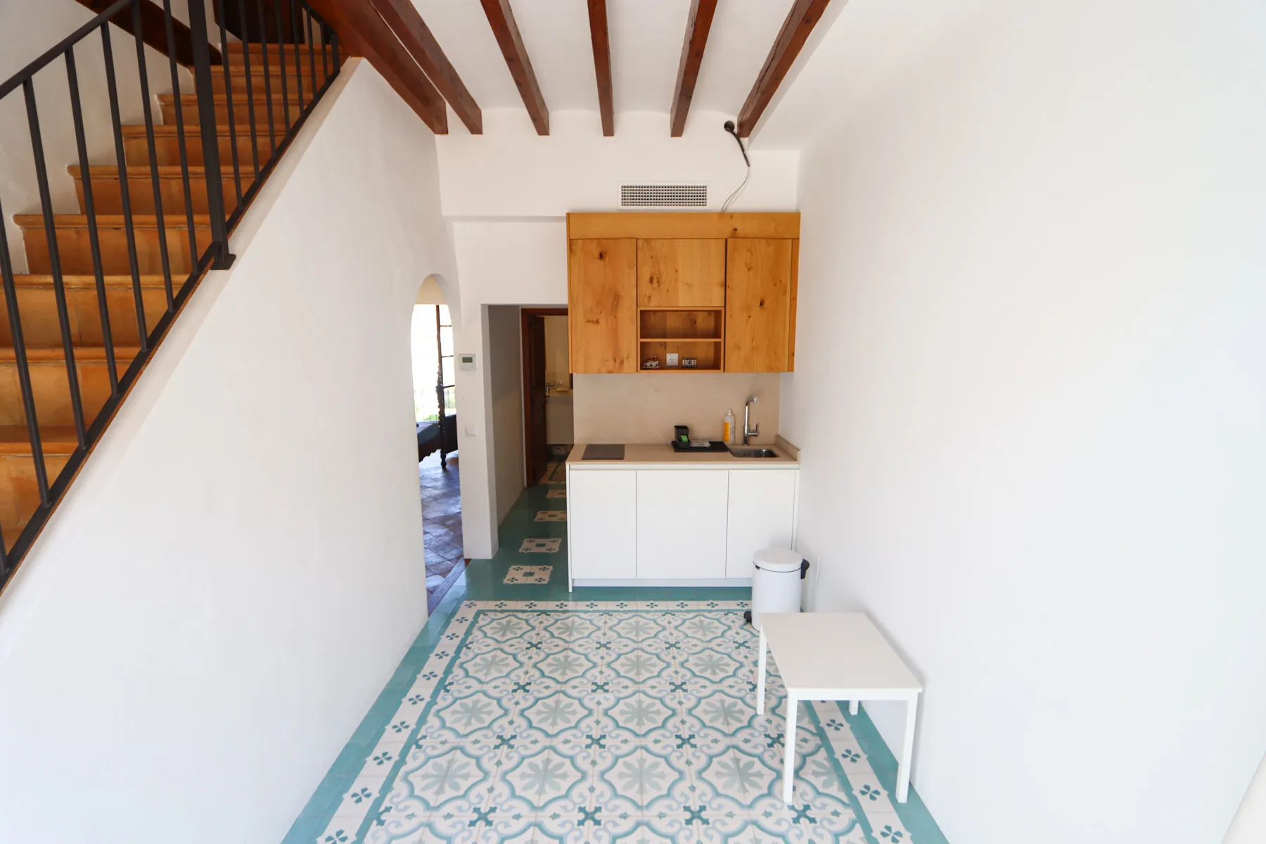 CM-R01.850_Casas_Mallorca_Real_Estate_Town_House_Soller_Kitchenette