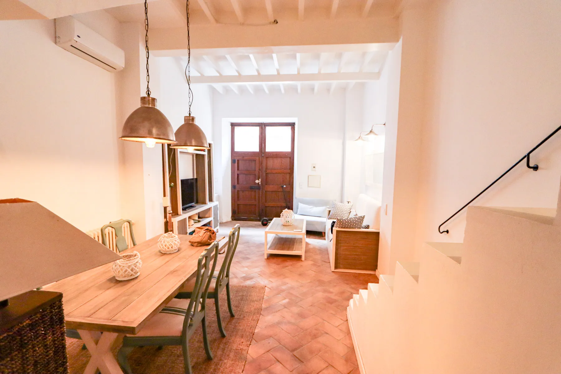 CM-S01.875_Casas_Mallorca_Tramuntana_Townhouse_Soller_dining_room