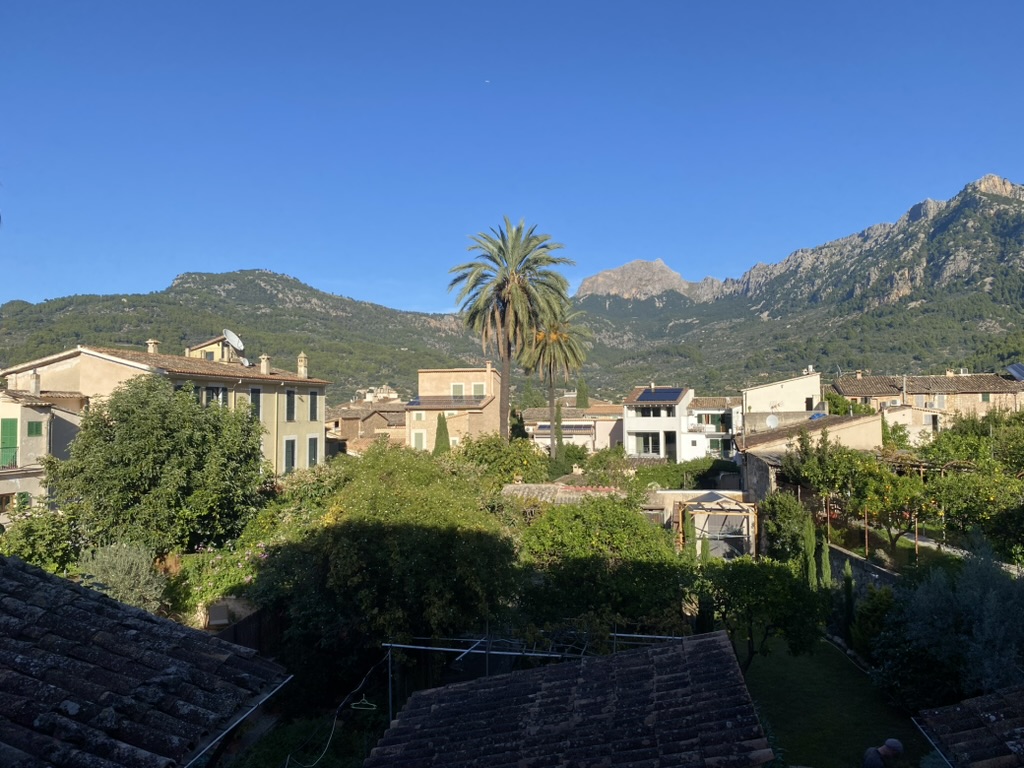 CM-S01.918_Casas_Mallorca_Tramuntana_Soller_Townhouse_garden_house_views_