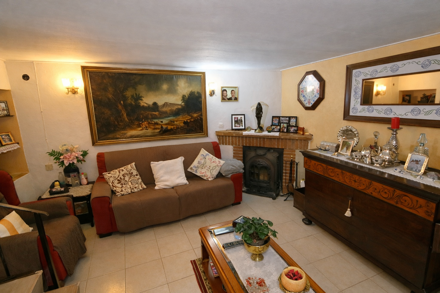 Sala de estar rústica y acogedora