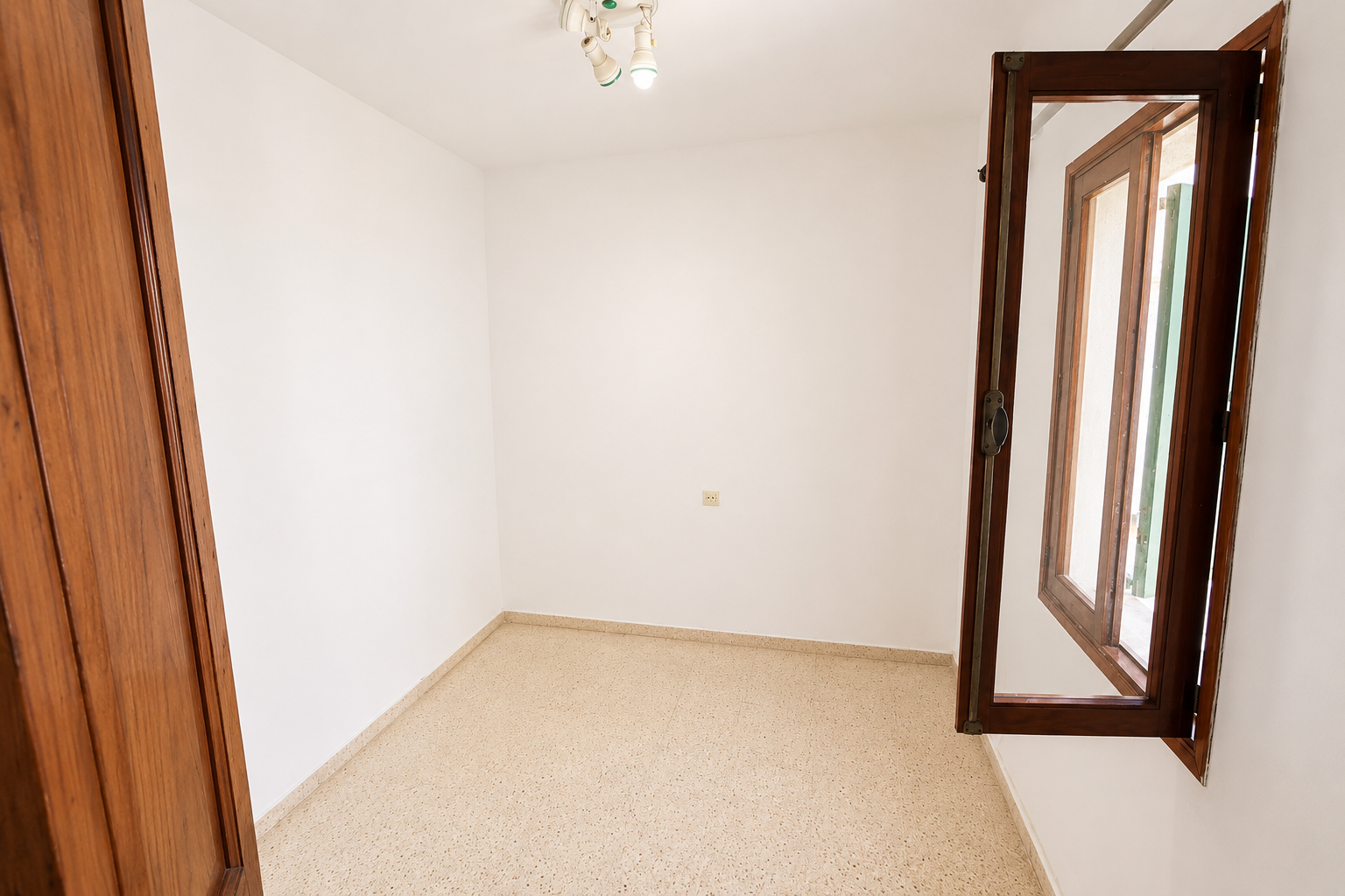 CM-S01.928_Casas_Mallorca_Tramuntana_Puerto_Sóller_Wohnung_Schlafzimmer 1