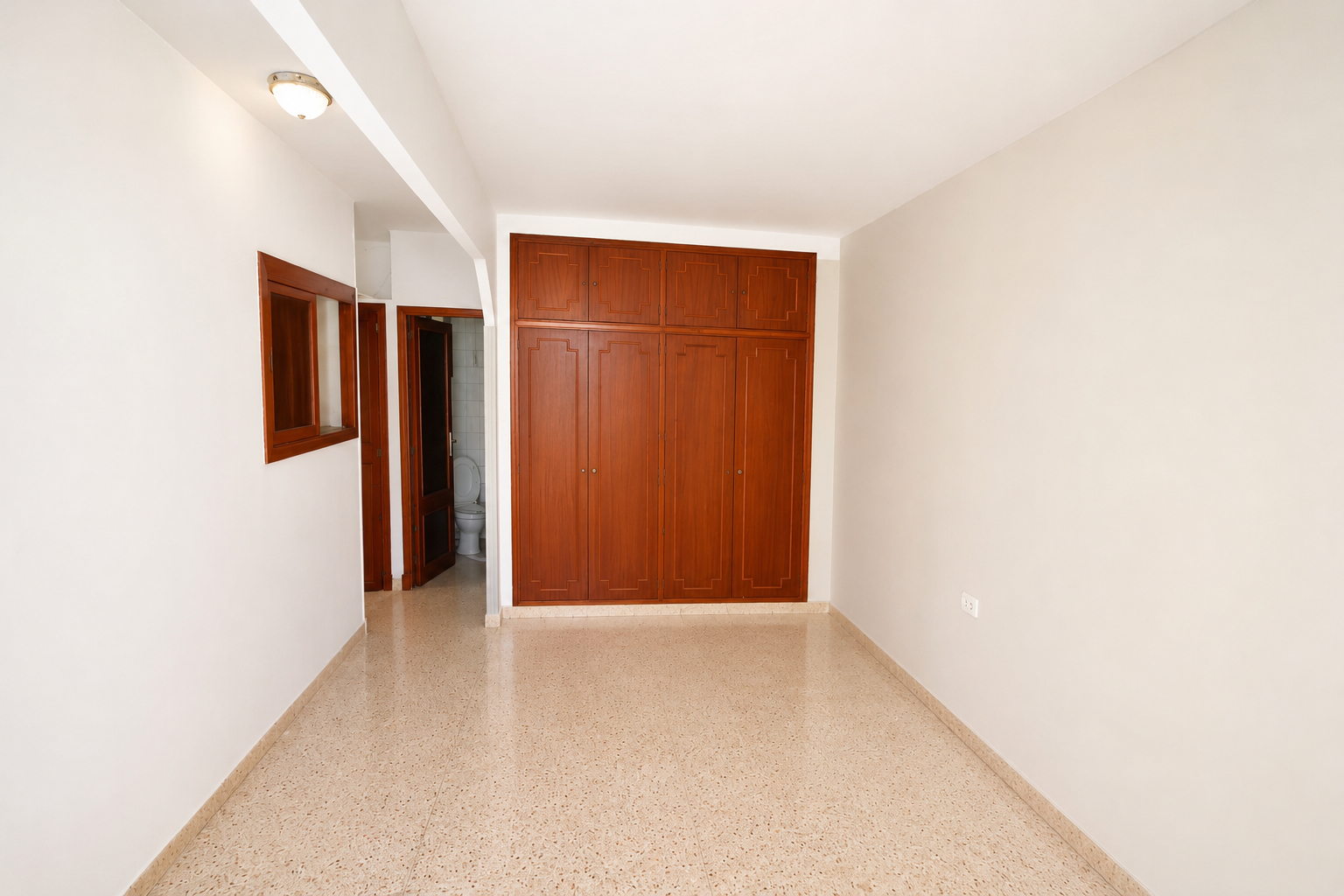 CM-S01.930_Casas_Mallorca_Tramuntana_Puerto_Sóller_Wohnung_Schlafzimmer (2)